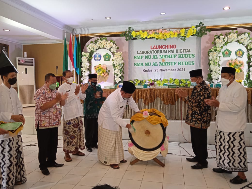 KaKanKemenag Kudus Melaunching Laboratorium PAI Digital SMP – SMA NU Alma’ruf