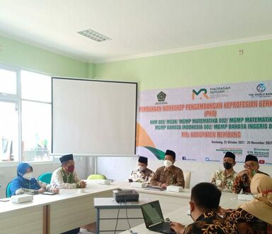 Pembukaan Workshop PKB Gabungan di MTsN 5 Rembang