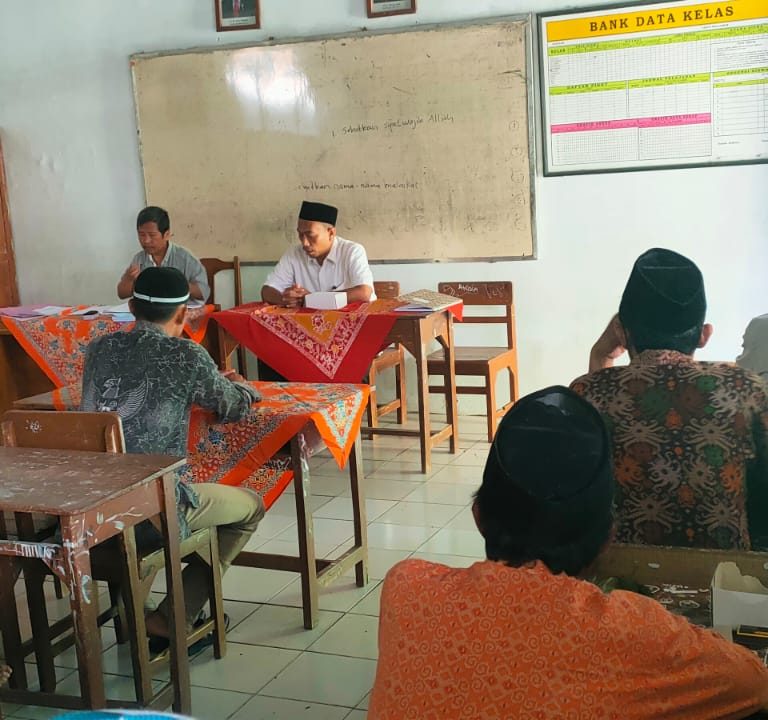 Pengetahuan Manajemen Pendidikan Bagi Kepala Madin