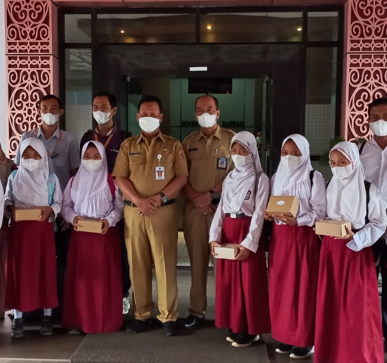 Dua Siswa MIM Kauman Jadi Delegasi Yatim Mandiri Pekalongan di Ajang OMATIQ 2021 Tingkat Regional Office 2