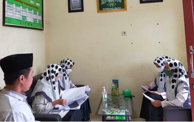 Cheking Administrasi AKMI, Kepala MIMAU Adakan Rapat Pemantapan Panitia Akmi 2021