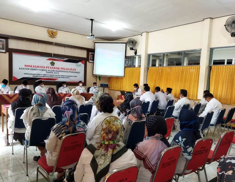 Kemenag Sosialisasikan Standar Pelayanan untuk Seluruh Pegawainya