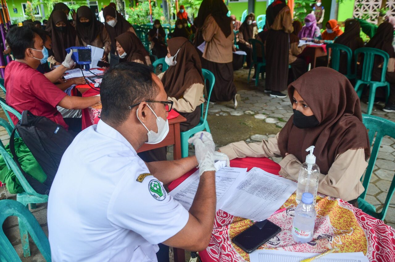 MTsN 4 Rembang Gelar Vaksin Dosis II Bagi Pelajar