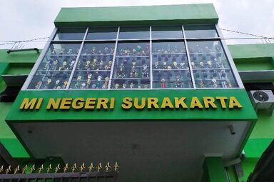Melangkah Tatap Muka, Akhirnya MIN Surakarta Tetapkan Daring