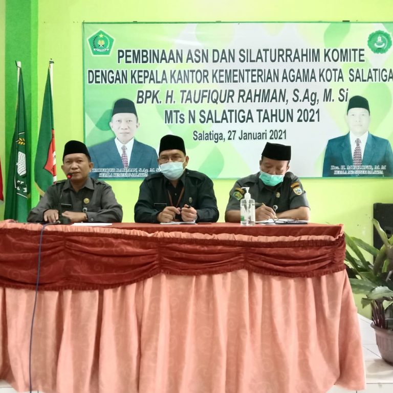 Kakankemenag Beri Pembinaan di MTsN Salatiga