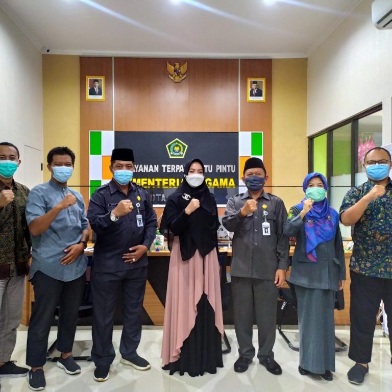 PPIU Hajar Aswad Mubaroq Audensi Dengan Kepala Kantor Kemenag Kota Salatiga