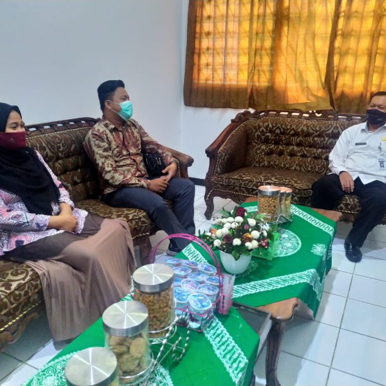 Sinergitas  UUS Bank CIMB Niaga Dalam Pemberian Layanan Penyelenggaraan Haji