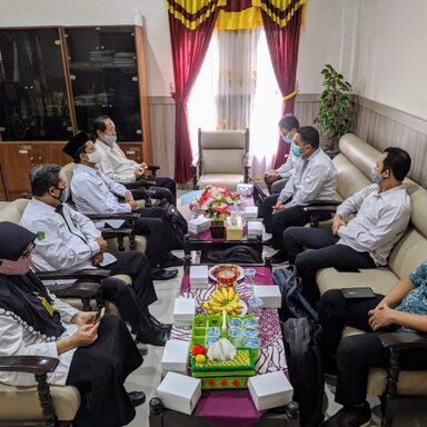 Irjen Lakukan Pemeriksaan Penerima BOP dan Daring Lembaga Pendidikan