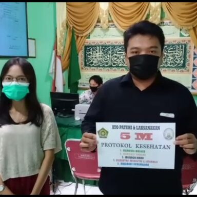 KUA Selogiri Mengajak Catin Buat Komitmen Menerapkan 5 M