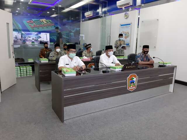 KanKemenag Karanganyar Bersama Bupati Ikuti Webinar Muskab Badko LPQ Kab. Karanganyar