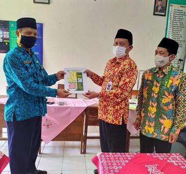 Kunjungan Perdana Kepala Kankemenag Salatiga ke MIN Salatiga