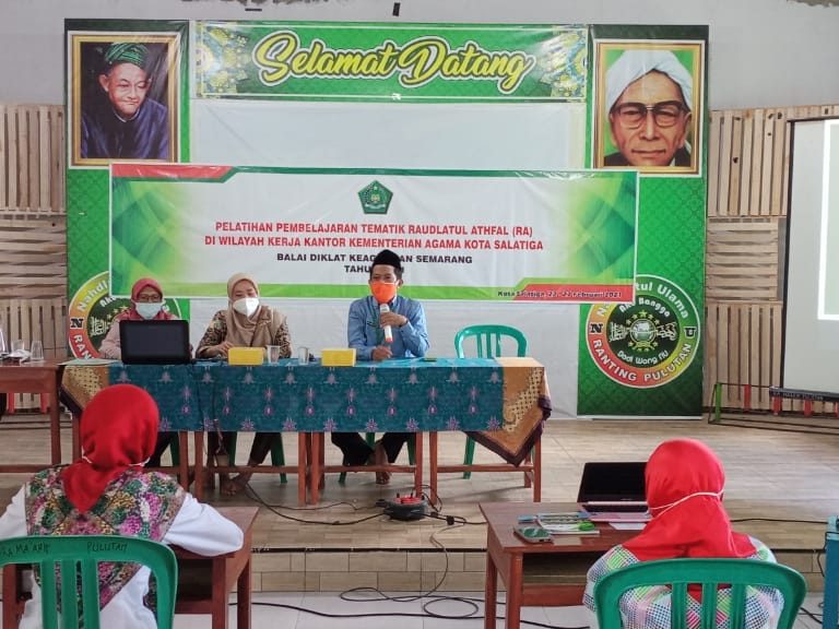 Penutupan PDWK Pelatihan Pembelajaran Tematik RA di Wilayah Kerja