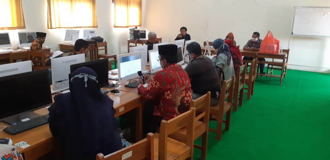 Sosialisasi Pelaporan Bos Bagi Pembina Ekstrakurikuler Man 1 Brebes Kantor Wilayah Kementerian 9597