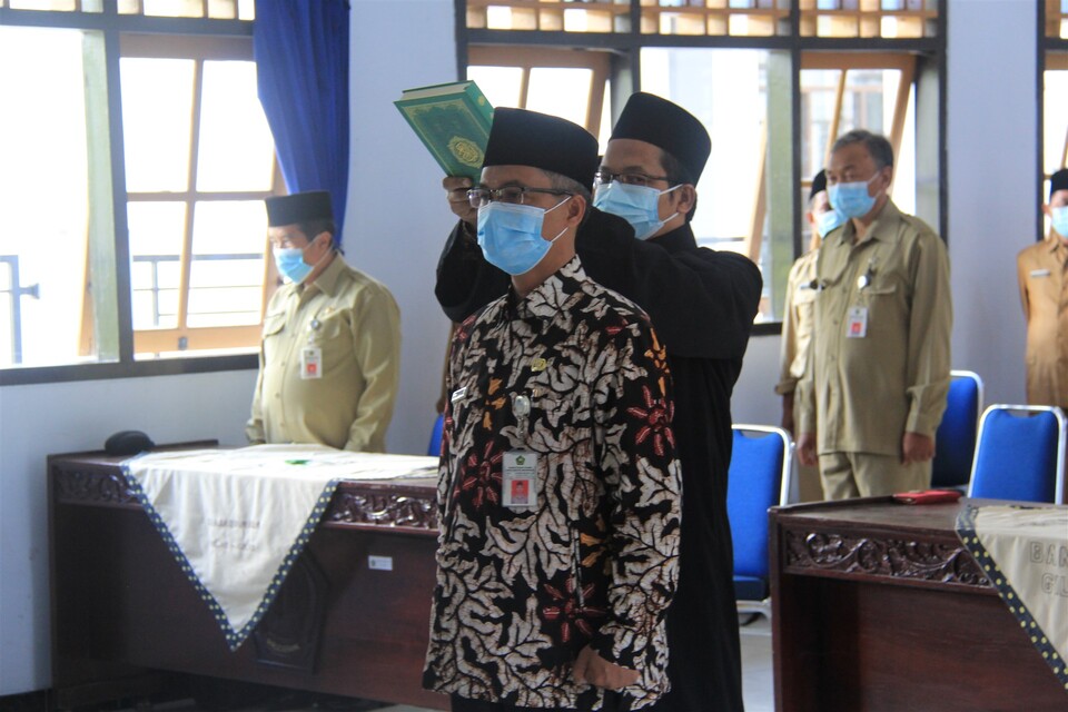 Kakankemenag Lantik Penghulu Pertama Kabupaten Banjarnegara