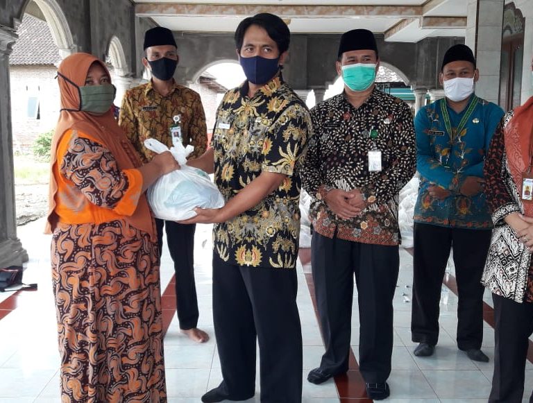 Pupuk Jiwa Sosial, Kemenag Kendal Rangkul Warga