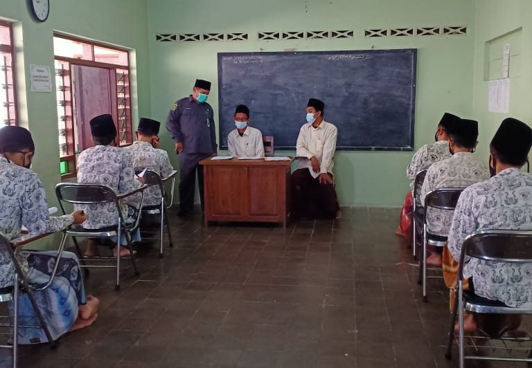 Monitoring Pon Pes APIK, Kakankemenag Kendal Pastikan IW Berjalan Sesuai Standar