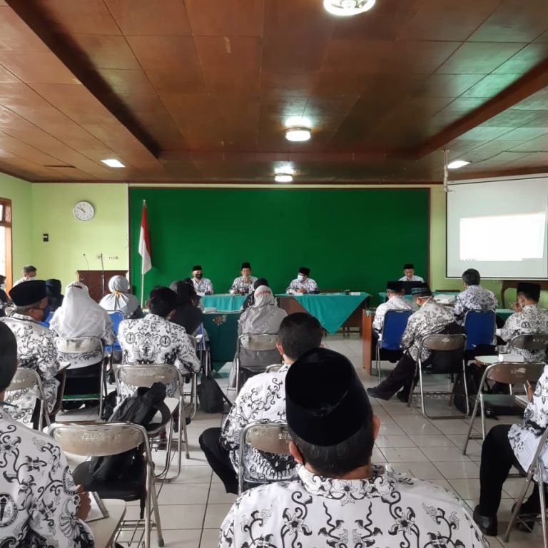 Pembekalan PGRI Cabang Khusus Kankemenag Wonosobo