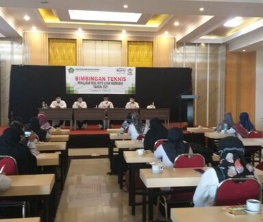 Ratusan Guru  Agama mengikuti Bimtek Penulisan Soal  HOTS