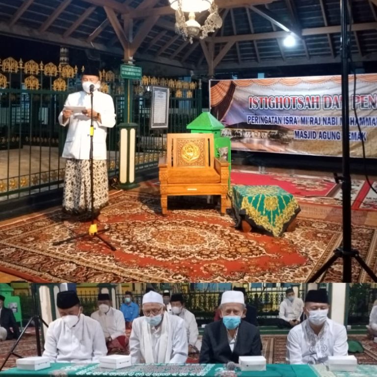 Kepala Kemenag Demak Hadiri Peringatan Isro’ Mi’roj Nabi Muhammad SAW di Kompleks Makam Sultan Fatah