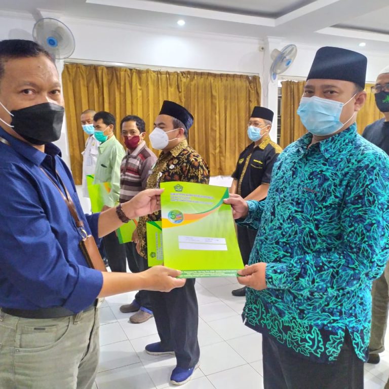 Penyerahan SIP Wujud Pengamanan Administrasi Kendaraan Dinas