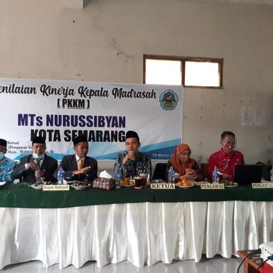H. Moch Fatkhuronji: PKKM Di MTs Nurussibyan Sebagai Evaluasi Kinerja Kepala Madrasah