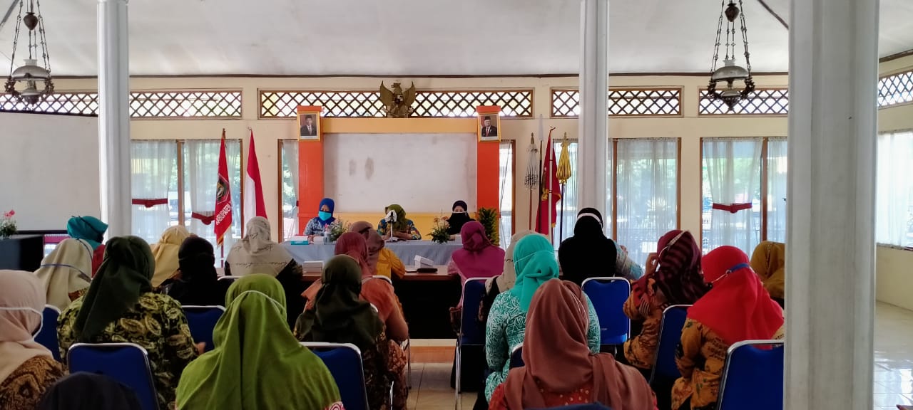 Sinergi dengan Pemerintah Kecamatan, Penyuluh Fungsional KUA Garung sosialisasikan 5M