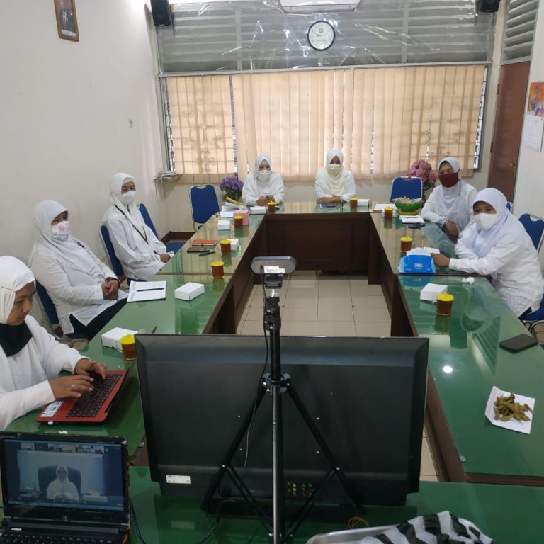 Daring, Sri Astutik Beserta Anggota Ikuti Peringatan Isro Miraj Virtual DWP Kemenag RI