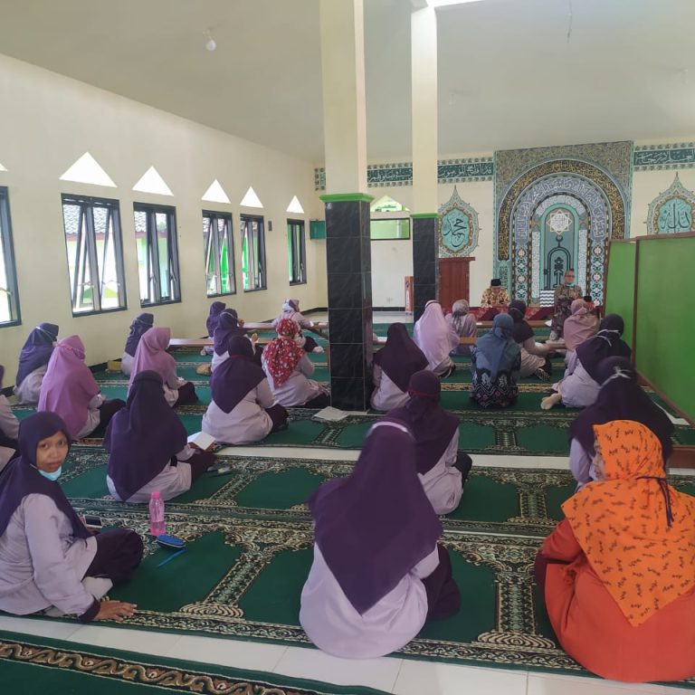 Dirjen KSKK Sambangi MAN 1 Wonosobo