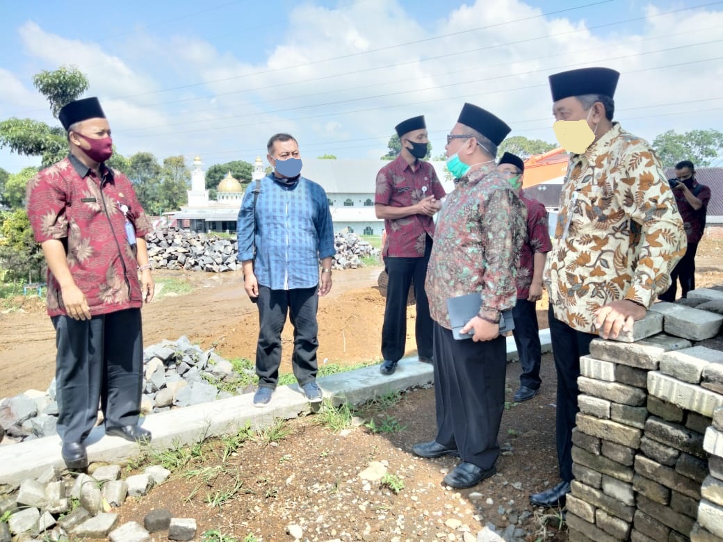 Dirjen KSKK Sempatkan Meninjau Progres Pembangunan SBSN MAN 2 Wonosobo