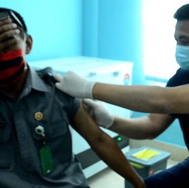 ASN Kemenag Banyumas Ikuti Vaksinasi Tahap Dua