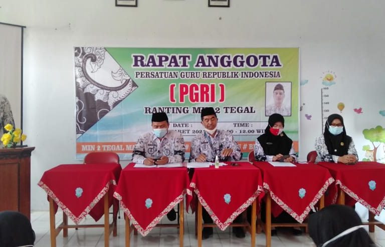 Sekhudin:Tanda Tanya Besar Jika Guru Tidak mau Jadi Anggota PGRI