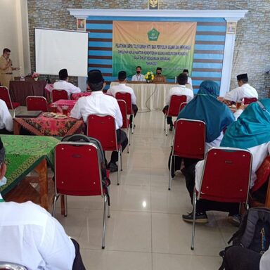 Tingkatkan Ketrampilan Literasi, Balai Diklat Keagamaan Adakan Pelatihan KTI Bagi Penyuluh dan Penghulu