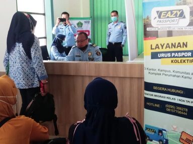 Kemenag Adakan Pengambilan Foto Paspor 8 Orang Calhaj Pengganti