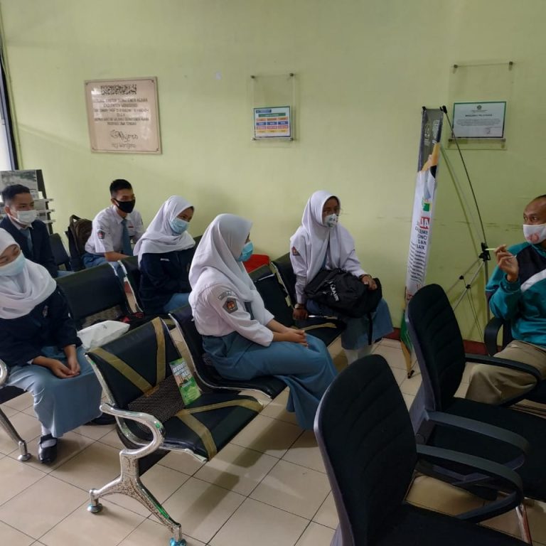 Sinergi Dengan Lembaga Pendidikan : Kankemenag Kab. Wonosobo Terima Enam Siswa Magang
