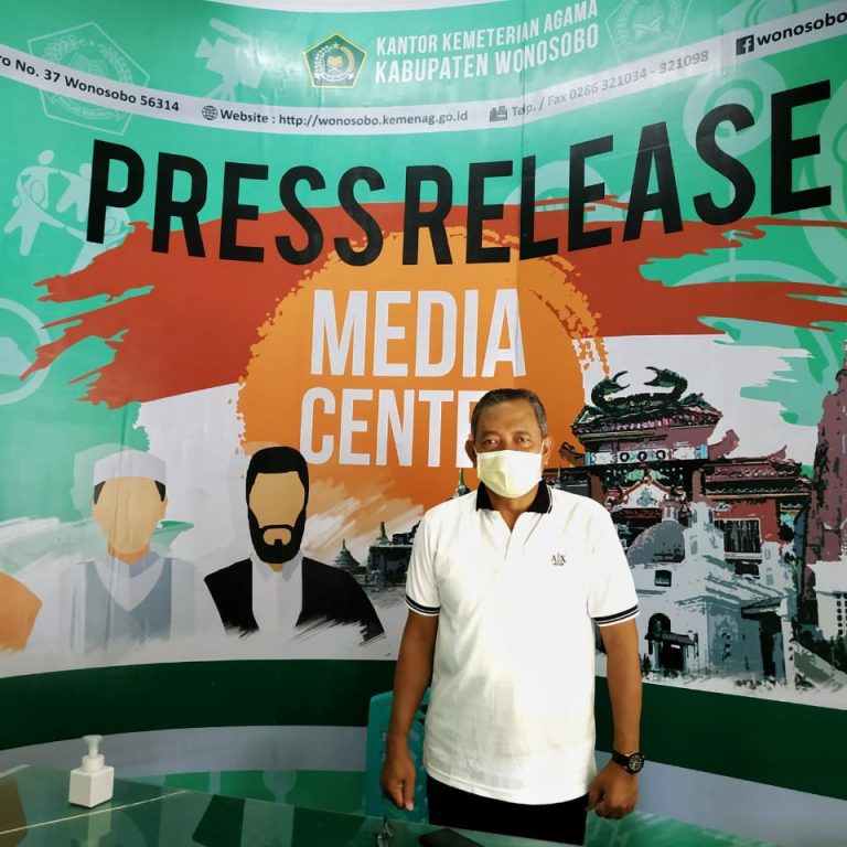 Optimalisasi Ruang Media Center Kankemenag Himbau Jajaran Untuk Update Informasi Kegiatan
