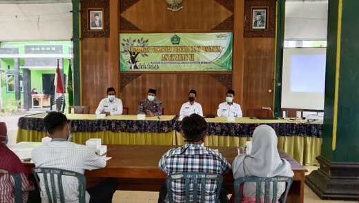 Kakankemenag Sampaikan Empat Pilar Bangun Rumah Tangga