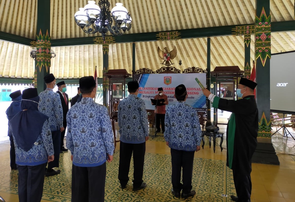 Pengambilan Sumpah Jabatan Pejabat Lingkungan Pemerintah Kab. Wonosobo : Bimas Islam Kankemenag Kab. Wonosobo Hadir Penuhi Undangan