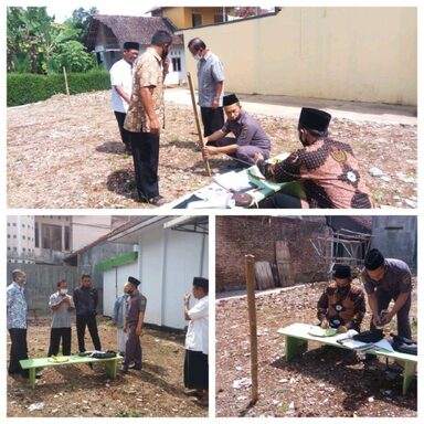 PAIF Madukara Lakukan Pengukuran Arah Kiblat Masjid Baiturrohman Kenteng