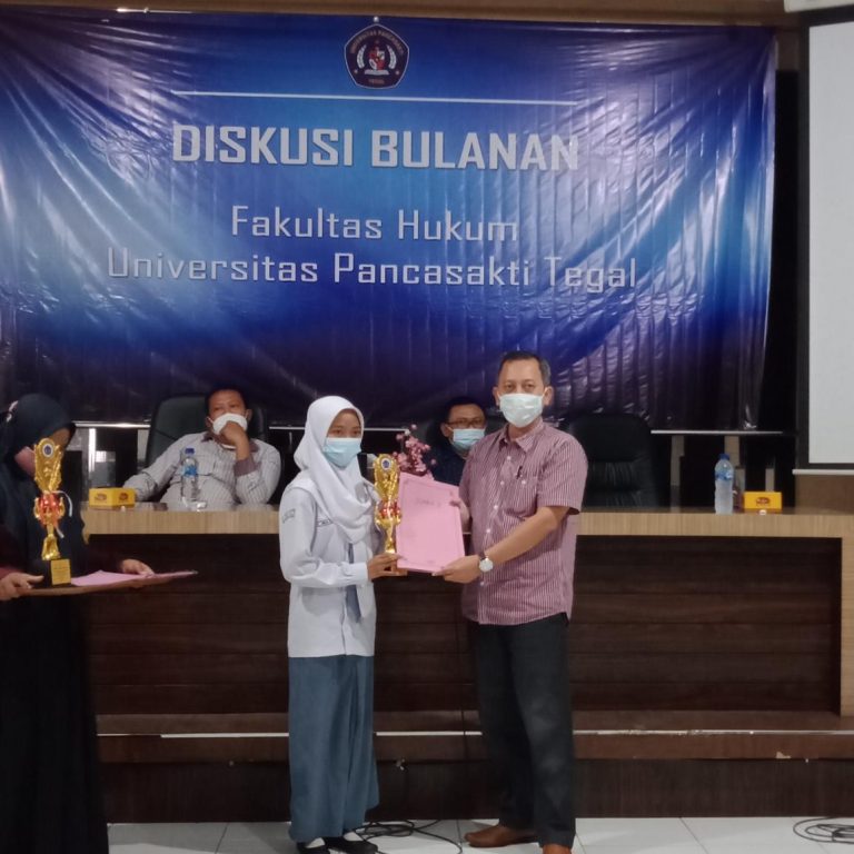 Siswi MAN 1 Tegal Raih Juara 2 Ajang Essay Competition