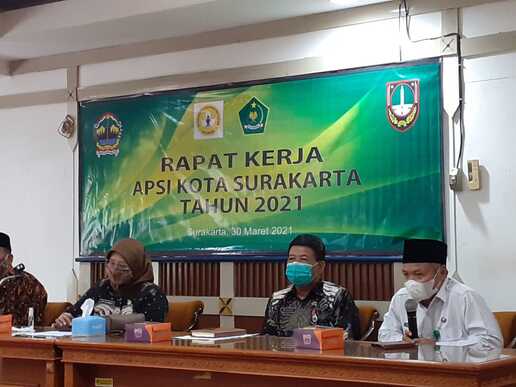 APSI SURAKARTA MENJAGA PROFESIONALITAS PENGAWAS