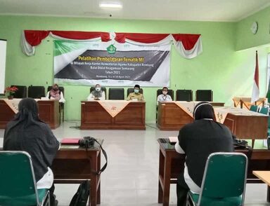 Pelatihan Pembelajaran Tematik Dorong Guru Bertugas Profesional