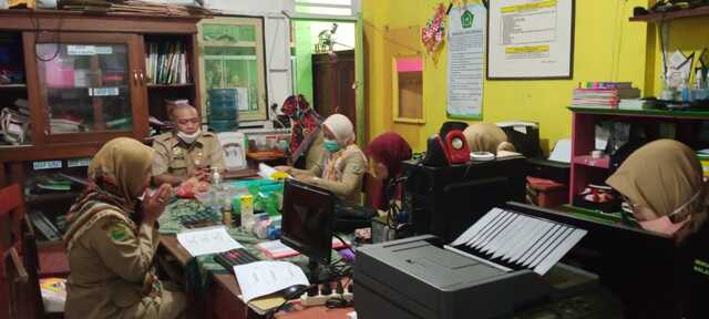 Lakukan Sidak Kasubag TU Kemenag di MIS Kumpulrejo II
