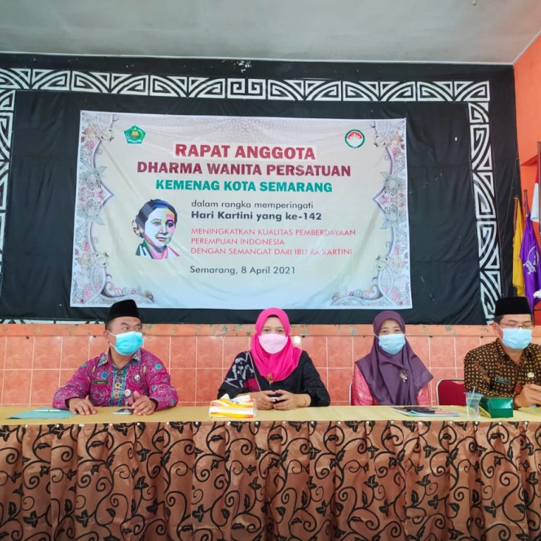 Silaturahmi dan Pembinaan Dharma Wanita Persatuan Kemenag Kota Semarang