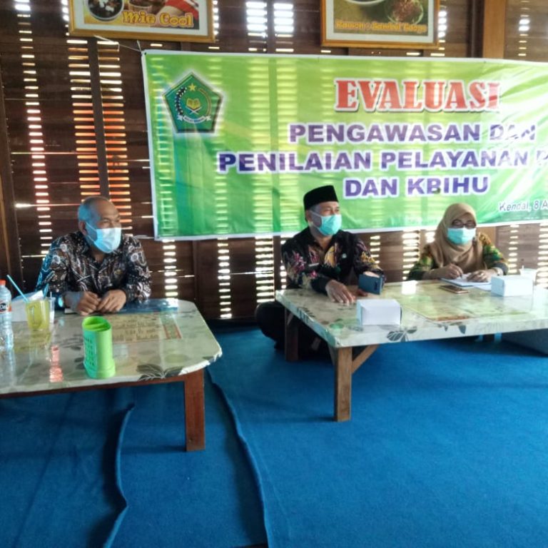 Kemenag Kendal Evaluasi Pengawasan dan Penilaian Pelayanan PPIU dan KBIHU