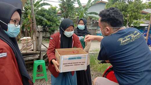 MAN 2 Rembang Adakan Open Donasi Bencana NTT