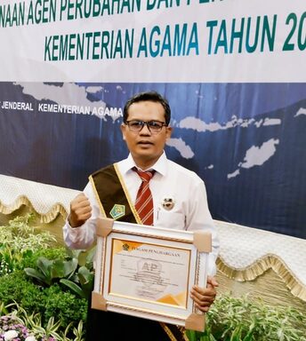 Moh. Mukson Dinobatkan sebagai Duta Inspiratif Kementerian Agama