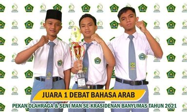 MAN 1 Banjarnegara Sabet Juara I Debat Bahasa  Arab di  POSMAN