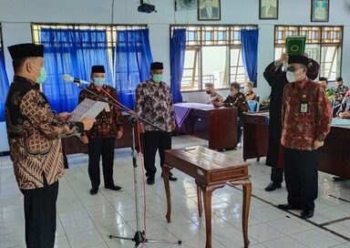 Kepala Kemenag Banjarnegara Lantik Ahmad Nafis Atoillah Menjadi Pengawas PAI