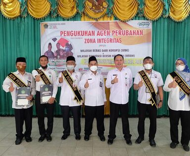 Pengukuhah Agen Perubuhan Zona Integritas Kemenag Brebes