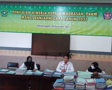 Lakukan Penilaian Kinerja Kepala Madrasah, MAN 2 Banjarnegara Gelar PKKM